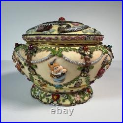 Disney Snow White & Seven Dwarfs Hinged Trinket Music Box