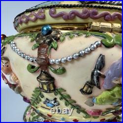 Disney Snow White & Seven Dwarfs Hinged Trinket Music Box