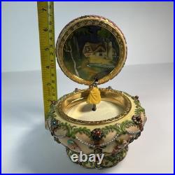 Disney Snow White & Seven Dwarfs Hinged Trinket Music Box