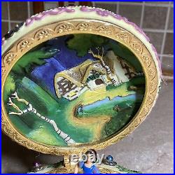 Disney Snow White & Seven Dwarfs Hinged Trinket Music Box, Brahm's Waltz. Mint