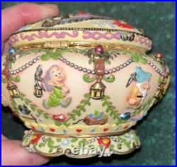 Disney Snow White & Seven Dwarfs Hinged Trinket Music Box, Rare Collector's Piece