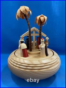 ERZGEBIRGE Christmas Music Box Nativity Carved Wood Richard Glaesser Germany Box