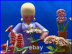 ERZGEBIRGE Music Box Lady with Flower Stand Wood Germany Leichsenring Thorens