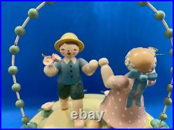 ERZGEBIRGE Wendt Kuhn THORENS Music Box Dancing Couple Carved Wood Germany vtg