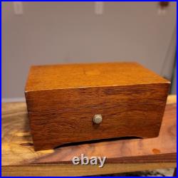 EXC Vintage Swiss Thorens Pre Reuge Music Box Merry Widow Waltz. Al 336