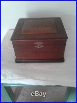 Edwardian 1897 Lyon & Healy 9 1/2 Metal Disc Music Box. Free Shipping