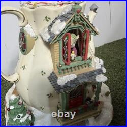 Enesco 1993 Holiday Bungalow Twas the Night Before Christmas Let It Snow Music