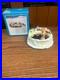Enesco-Christmas-Around-the-World-Music-Box-Magnetic-Ice-Skating-Bear-Works-01-aemt