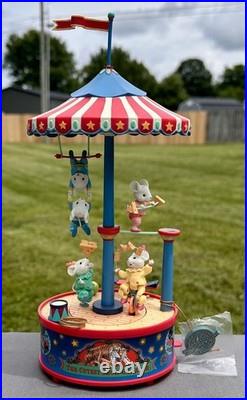 Enesco Cutest Show on Earth Multi-Action Musical Box Mint Condition Original Box