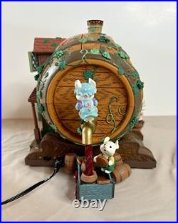 Enesco Grape Expectations Mice Winery Plays Finiculi Funicula Music Box, Video