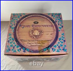 Enesco Grape Expectations Mice Winery Plays Finiculi Funicula Music Box, Video