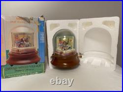 Enesco Mouse House Village Nursery Musical Dome Bringing Up Baby 1993 Enesco Mouse House Village Nursery Musical Dome Bringing Up Baby 1993