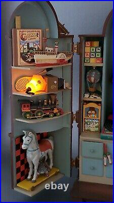 Enesco Music Box The Dream Keeper Toy Cabinet Plays Memories From Cats 1989-90