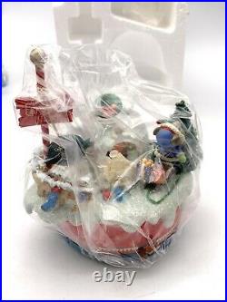 Enesco Musical Box Christmas Holiday There's S'now Place Like Home Read