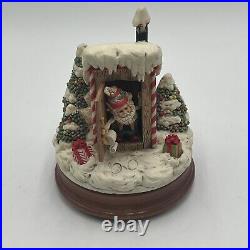 Enesco North Pole Village Music Box 876879 Santa Simon in the Outhouse Zimnicki