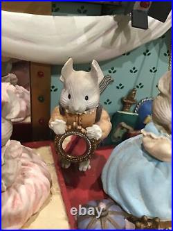 Enesco Romeo and Juliet, traveling theater troupe music box musical with video