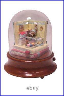 Enesco Small World of Music Baby Mouse Nursery