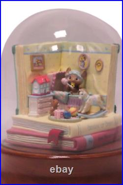 Enesco Small World of Music Baby Mouse Nursery