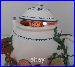 Enesco Teapot Bungalow Illuminated Lighted Action Musical Animated Mice Vintage