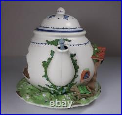 Enesco Teapot Bungalow Illuminated Lighted Action Musical Animated Mice Vintage