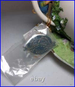 Enesco Teapot Bungalow Illuminated Lighted Action Musical Animated Mice Vintage