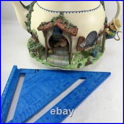 Enesco Teapot Bungalow Lighted Moving Music Box Oh What a Beautiful Morning