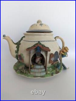 Enesco Teapot Bungalow Lighted Moving Whiskerflick Family Mice House Music Box