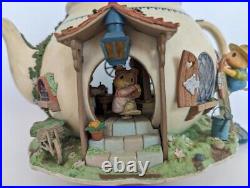 Enesco Teapot Bungalow Lighted Moving Whiskerflick Family Mice House Music Box