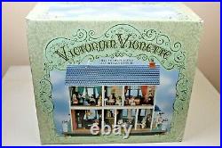 Enesco Victorian Vignette Animated Multi Action Musical Doll House New In Box