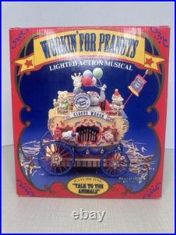 Enesco Workin' For Peanuts Lighted Action Musical Circus Wagon 1992 Box VIDEO
