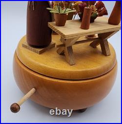 Erzgebirge Steinbach Music Box Blumenmarkt Flower Lady FLAWS READ BLUE