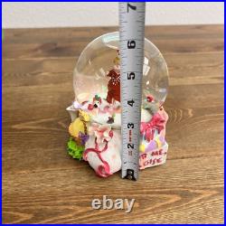 FAO Schwartz Eloise Opening Presents Snowglobe Vintage