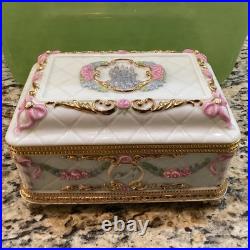 Franklin Mint House of Faberge Once Upon a Dream Musical Jewelry Box Disney