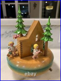 German Christmas Music Box Wood Nativity Vintage Germany 8.5 Steinbach Thorens