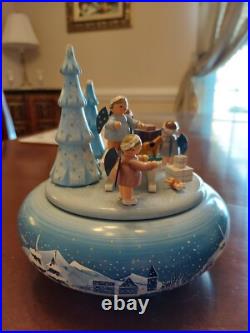 German Erzgebirge Volkskunst Christmas Carousel Angels procession music box