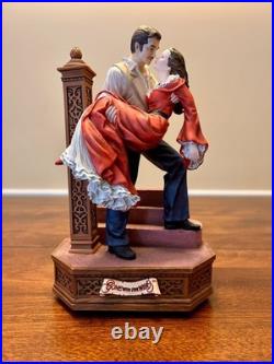 Gone With The Wind Scarlett & Rhett On Stairs Music Box SFMB 1999