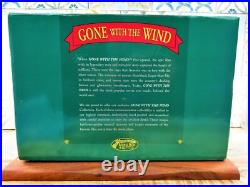 Gone With the Wind Rhett & Scarlett in Carriage San Francisco Music Box Co VIDEO Gone With the Wind Rhett & Scarlett in Carriage San Francisco Music Box Co VIDEO