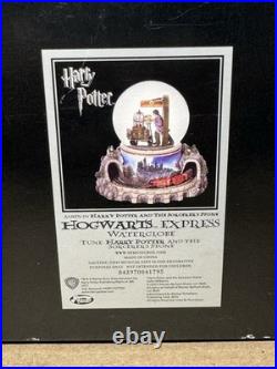 Harry Potter San Francisco Music Box Hogwarts Express Water Globe YELLOW WATER