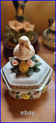 Heritage House Bird MusicBoxes, Collection of 16 +4