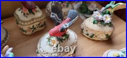 Heritage House Bird MusicBoxes, Collection of 16 +4