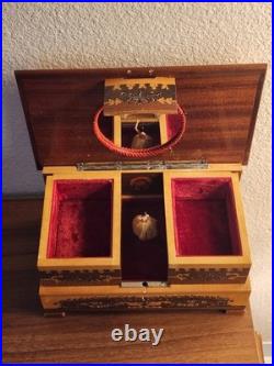 Italian Inlaid Wood Marquetry Dancer Fold Out Jewelry Box Works Vintage