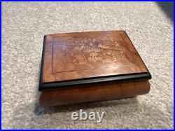 Italian Sorrento Inlaid Music Box Torna a Surriento Italy
