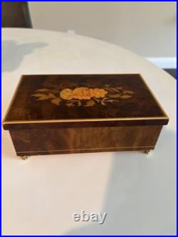 Italian Sorrento Wood Inlay Jewelry Trinket Reuge Music Box Plays Beauty & Beast