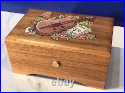 Key Wind SWISS REUGE cylinder music box, 2 Airs Song, oak & Glass Case