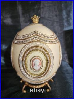 Kingspoint Designs Authentic Ostrich Egg Music Box The Princess #239/3500