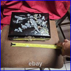 Korean Najeonchilgi (mother-of-pearl lacquerware) jewelry box Vintage