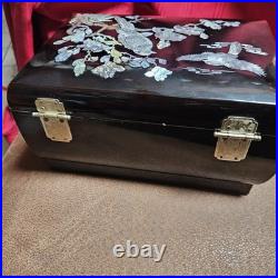 Korean Najeonchilgi (mother-of-pearl lacquerware) jewelry box Vintage