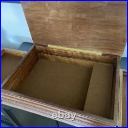 Large Italian burl wood inlay musical jewelry box. Plays La Polonaise Chopin