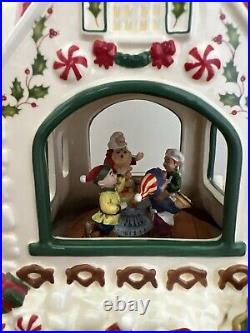 Lenox Holiday Santa's Bake Shop Music Box Christmas Centerpiece Works Great