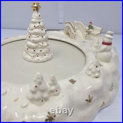 Lenox Mistletoe Park SKATING Ice POND Village Xmas Treasures 2008 FLAWS READ